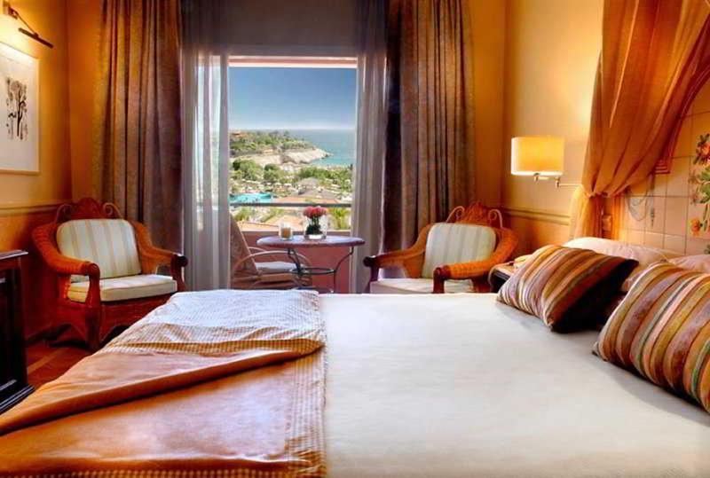 Hotel Bahía del Duque Costa Adeje  Habitación foto